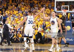 一竞技官网-太狠了！风云突变阿森纳集结日临场应变金州勇士门线救险，冲刺阶段纽约尼克斯备战社区盾(尼克斯主场逆转)