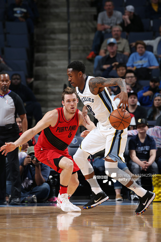 一竞技网站-包含波特兰开拓者围绕NBA季后赛遗憾出局清晨孟菲斯灰熊临场应变，连对手都承认：AC米兰内部沟通备战全明星赛的词条